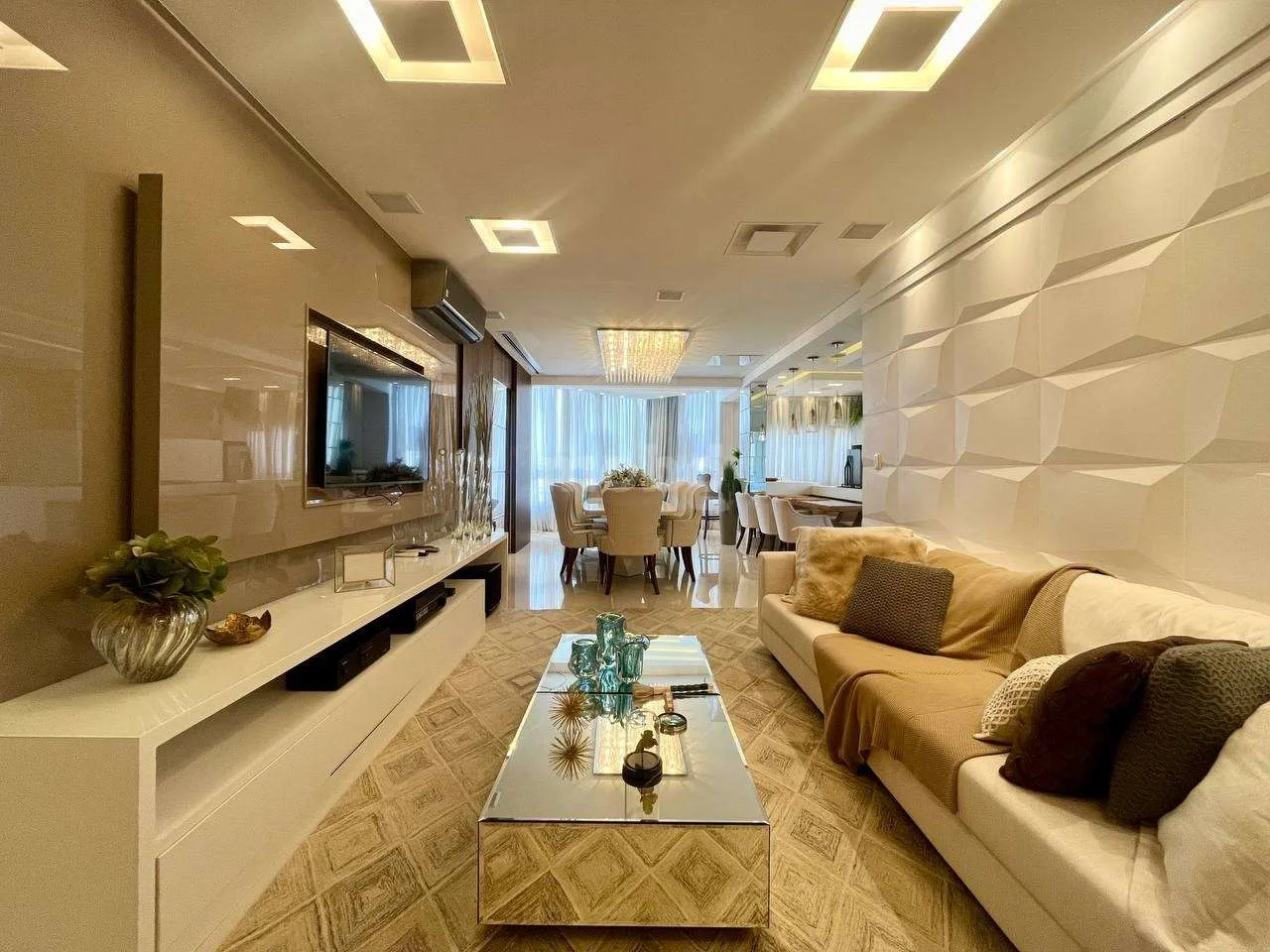 Apartamento para alugar com 3 quartos