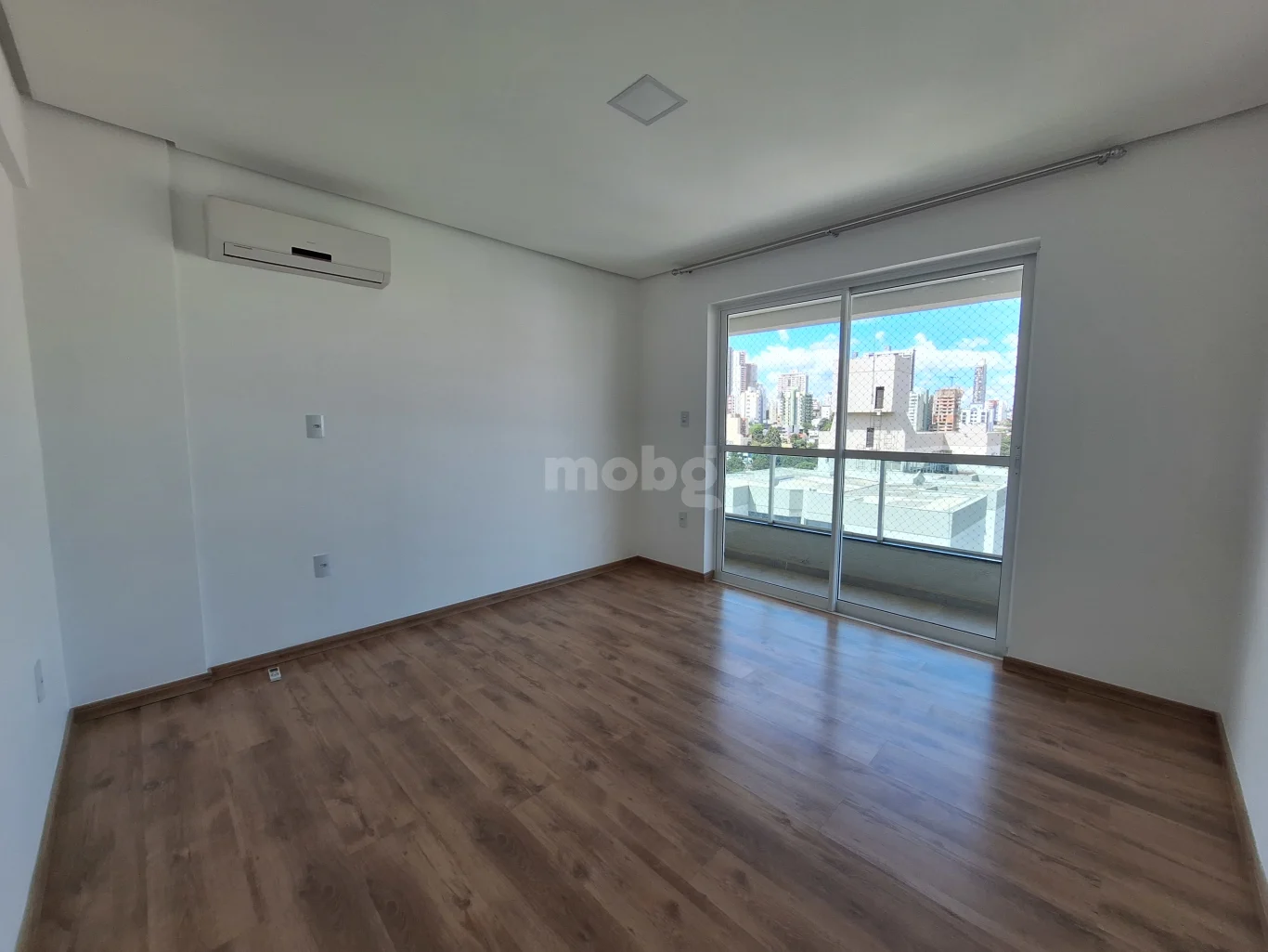Apartamento para alugar com 3 quartos