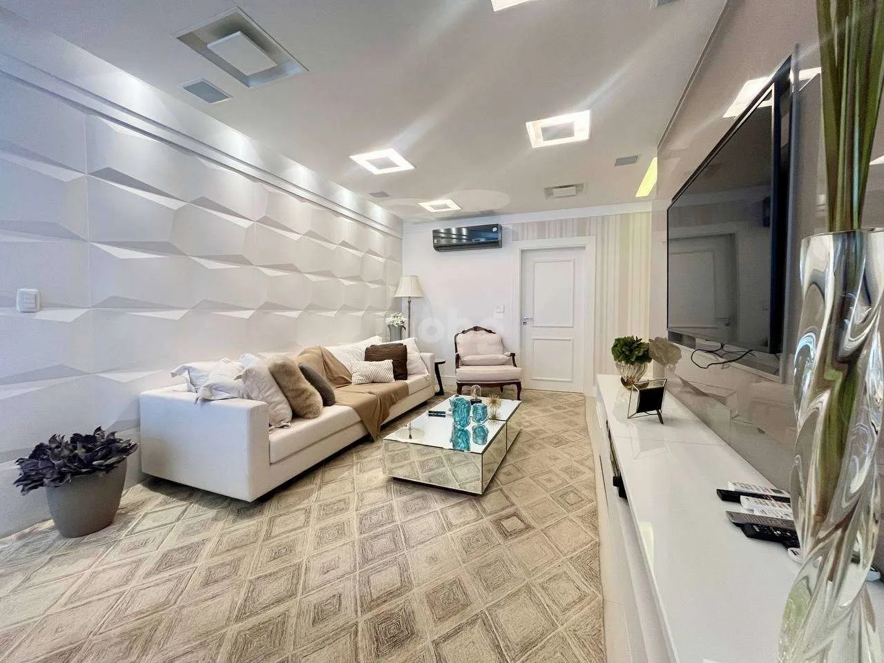 Apartamento para alugar com 3 quartos