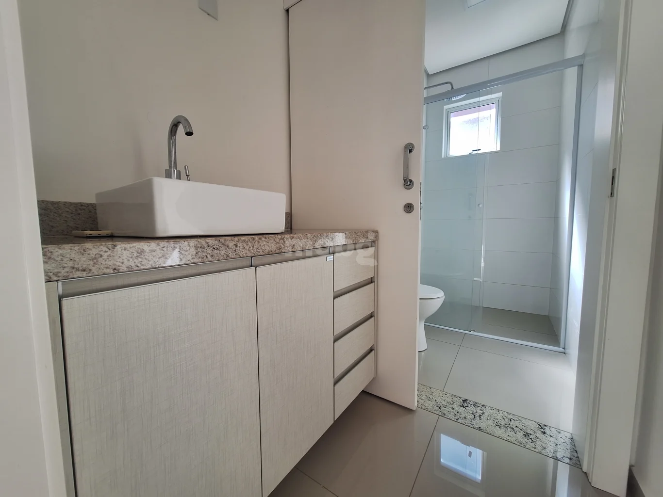 Apartamento para alugar com 3 quartos